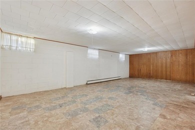 Welcome to this beautifully maintained home featuring a spacious on Phalen Park Golf Course in Minnesota - for sale on GolfHomes.com, golf home, golf lot