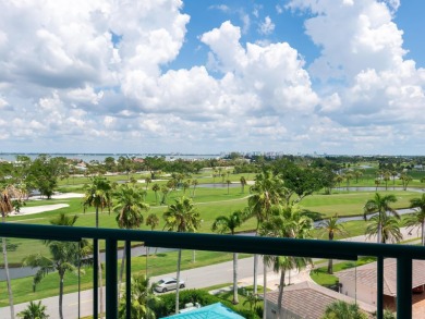Why choose between breathtaking beach views, serene golf course on Links on Longboat Golf Club in Florida - for sale on GolfHomes.com, golf home, golf lot