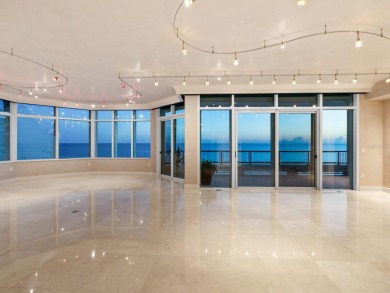 Why choose between breathtaking beach views, serene golf course on Links on Longboat Golf Club in Florida - for sale on GolfHomes.com, golf home, golf lot