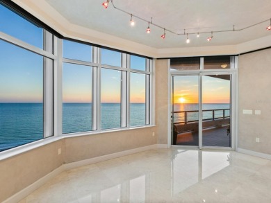 Why choose between breathtaking beach views, serene golf course on Links on Longboat Golf Club in Florida - for sale on GolfHomes.com, golf home, golf lot