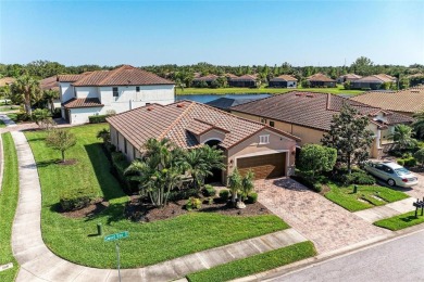 BACK ON MARKET! Offering the perfect blend of comfort and style on River Strand Golf and Country Club At Heritage Harbour  in Florida - for sale on GolfHomes.com, golf home, golf lot