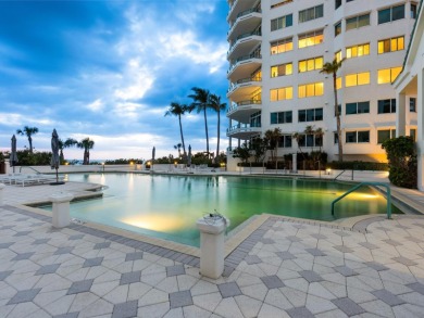 Why choose between breathtaking beach views, serene golf course on Links on Longboat Golf Club in Florida - for sale on GolfHomes.com, golf home, golf lot