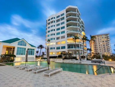 Why choose between breathtaking beach views, serene golf course on Links on Longboat Golf Club in Florida - for sale on GolfHomes.com, golf home, golf lot
