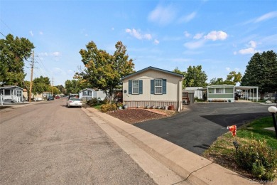 Welcome to this adorable 2 bedroom 2 bathroom home in Ridgeline on Broken Tee Golf Course in Colorado - for sale on GolfHomes.com, golf home, golf lot