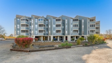 Discover coastal living at its finest in this 2-bedroom on Beachwood Golf Club in South Carolina - for sale on GolfHomes.com, golf home, golf lot