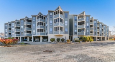 Discover coastal living at its finest in this 2-bedroom on Beachwood Golf Club in South Carolina - for sale on GolfHomes.com, golf home, golf lot