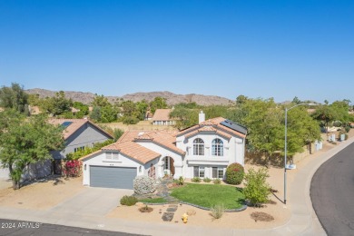 AHWATUKEE! South Mountain Views! 5 bedrooms! Pool! Corner lot! on Ahwatukee Country Club in Arizona - for sale on GolfHomes.com, golf home, golf lot