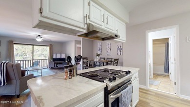 Completely Furnished Golf Front Condo!1 This turnkey condo is on Hyland Golf Club in North Carolina - for sale on GolfHomes.com, golf home, golf lot