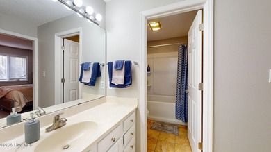 Completely Furnished Golf Front Condo!1 This turnkey condo is on Hyland Golf Club in North Carolina - for sale on GolfHomes.com, golf home, golf lot