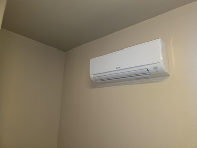 Welcome to this beautifully appointed 2-bedroom, 2-bath home in on Sunriver Golf Club in Utah - for sale on GolfHomes.com, golf home, golf lot