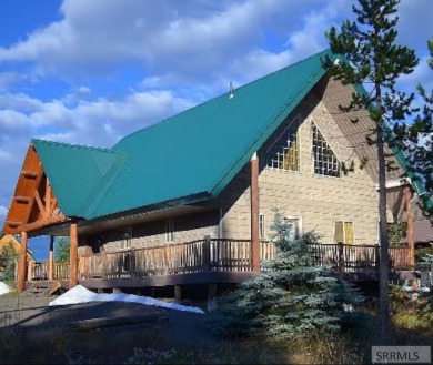 Beautiful cabin in the Island Park Village subdivision! Near the on Island Park Village Resort Golf Course in Idaho - for sale on GolfHomes.com, golf home, golf lot