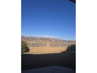 Welcome to this beautifully appointed 2-bedroom, 2-bath home in on Sunriver Golf Club in Utah - for sale on GolfHomes.com, golf home, golf lot