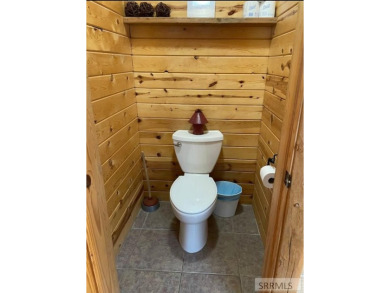 Beautiful cabin in the Island Park Village subdivision! Near the on Island Park Village Resort Golf Course in Idaho - for sale on GolfHomes.com, golf home, golf lot