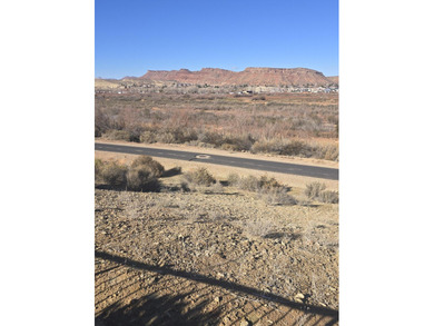 Welcome to this beautifully appointed 2-bedroom, 2-bath home in on Sunriver Golf Club in Utah - for sale on GolfHomes.com, golf home, golf lot