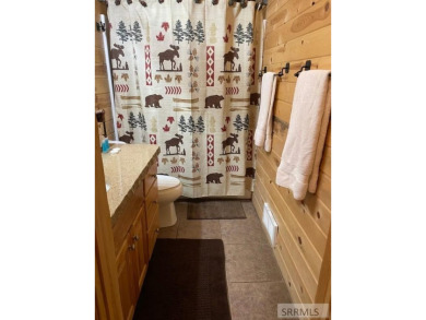 Beautiful cabin in the Island Park Village subdivision! Near the on Island Park Village Resort Golf Course in Idaho - for sale on GolfHomes.com, golf home, golf lot
