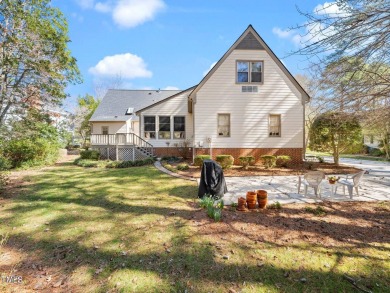 This charming Williamsburg-style custom-built home in the highly on Lochmere Golf Club in North Carolina - for sale on GolfHomes.com, golf home, golf lot