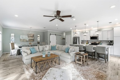 Never rented and pristine condition! Discover refined living at on Lost Key Golf Club in Florida - for sale on GolfHomes.com, golf home, golf lot