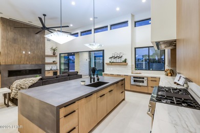 Modern Luxury in Residential Estates! This stunning contemporary on London Bridge Golf Course in Arizona - for sale on GolfHomes.com, golf home, golf lot