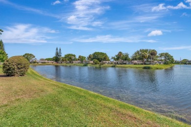 Totally remodeled 2 bedroom, 2 bathroom condo. this is Kings on Kings Point Golf - Executive in Florida - for sale on GolfHomes.com, golf home, golf lot