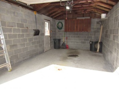 (9633) Picture yourself in this comfortable single level on a on Leatherstocking Golf Course in New York - for sale on GolfHomes.com, golf home, golf lot