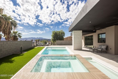 Modern Luxury in Residential Estates! This stunning contemporary on London Bridge Golf Course in Arizona - for sale on GolfHomes.com, golf home, golf lot