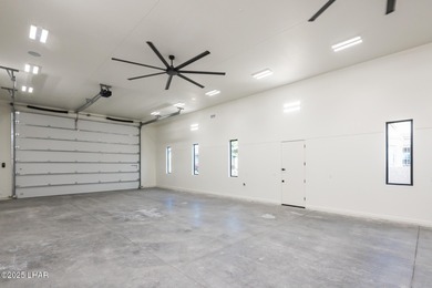Modern Luxury in Residential Estates! This stunning contemporary on London Bridge Golf Course in Arizona - for sale on GolfHomes.com, golf home, golf lot