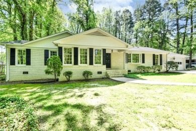 Welcome to a tranquil setting in a well-loved neighborhood! This on Forest Oaks Country Club in North Carolina - for sale on GolfHomes.com, golf home, golf lot