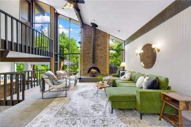 This magnificent 5-bedroom, 3-bathroom lakefront home is walking on The Oaks Golf Course in Missouri - for sale on GolfHomes.com, golf home, golf lot
