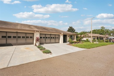 Short Sale. Accepting all offers! Enjoy carefree Florida living on Falcon Watch Golf Club in Florida - for sale on GolfHomes.com, golf home, golf lot