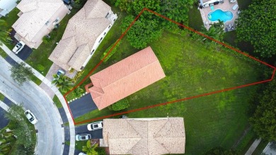 Discover the perfect combination of comfort, style, and on Weston Hills Country Club in Florida - for sale on GolfHomes.com, golf home, golf lot