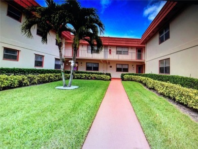 *** NOT A SHORT SELL. PRICED REDUCED TO SELL FAST! GREAT on Addison Reserve in Florida - for sale on GolfHomes.com, golf home, golf lot