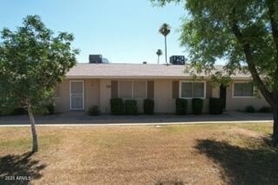 Charming 2-Bedroom Patio Home in the Heart of Sun City!
Welcome on Sun City Lakes West and East in Arizona - for sale on GolfHomes.com, golf home, golf lot