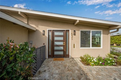 Just a short stroll from Central Park, this fully modernized and on Leisure World Seal Beach Golf Course in California - for sale on GolfHomes.com, golf home, golf lot
