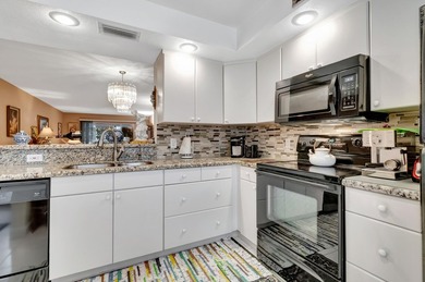 WYNMOOR--SUPER ACTIVE ADULT COMMUNITY! Welcome to Unit D2 on Wynmoor Golf Course in Florida - for sale on GolfHomes.com, golf home, golf lot