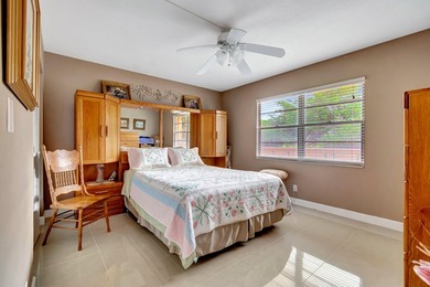 WYNMOOR--SUPER ACTIVE ADULT COMMUNITY! Welcome to Unit D2 on Wynmoor Golf Course in Florida - for sale on GolfHomes.com, golf home, golf lot