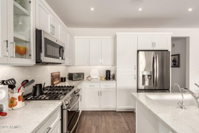 This 2-bedroom residence features plenty of space for on Encanterra Country Club in Arizona - for sale on GolfHomes.com, golf home, golf lot