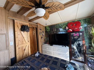 SNOWBIRDS AND HOME OWNERS WELCOME, Deeded Lot, NO LOT RENT on Glen Lakes Country Club in Florida - for sale on GolfHomes.com, golf home, golf lot