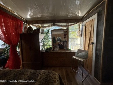 SNOWBIRDS AND HOME OWNERS WELCOME, Deeded Lot, NO LOT RENT on Glen Lakes Country Club in Florida - for sale on GolfHomes.com, golf home, golf lot