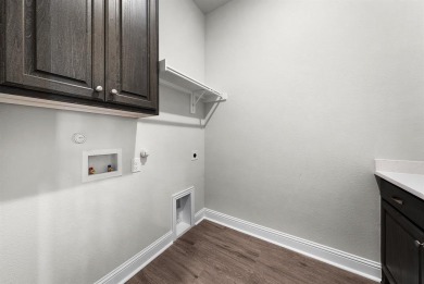 **HUGE PRICE IMPROVEMENT!!  PRICE REDUCED $100K!!**  This on Heath Golf and Yacht Club in Texas - for sale on GolfHomes.com, golf home, golf lot
