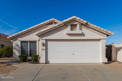Live on the 18th green of Coyote Lakes in this bright, inviting on Coyote Lakes Golf Club in Arizona - for sale on GolfHomes.com, golf home, golf lot