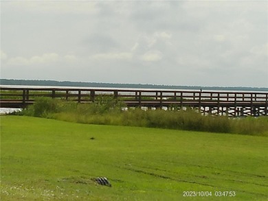 Build your dream home  in this fantastic Polk County up and on Indian Lake Estates Golf and Country Club in Florida - for sale on GolfHomes.com, golf home, golf lot