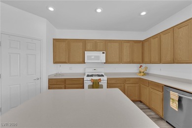 Single-story home in Sun City Anthem, a 55+ Henderson community on Revere Golf Club in Nevada - for sale on GolfHomes.com, golf home, golf lot