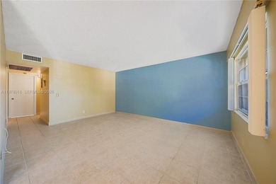 Amazing apartment with 2 bedrooms, 1.5 bathrooms. Condo on the on Flamingo Lakes Country Club in Florida - for sale on GolfHomes.com, golf home, golf lot