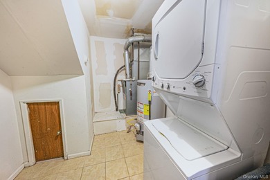 This Carlton Model condo offers a great opportunity to own in on Blue Ridge Golf Club in New York - for sale on GolfHomes.com, golf home, golf lot