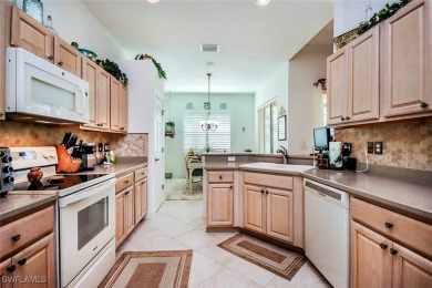 This super WELL MAINTAINED home in Crown Colony is located on a on Crown Colony Golf and Country Club in Florida - for sale on GolfHomes.com, golf home, golf lot