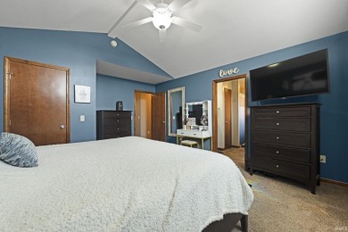 Welcome to this beautifully maintained 3-bedroom, 2-bathroom on Bridgewater Golf Club in Indiana - for sale on GolfHomes.com, golf home, golf lot