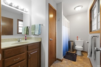 Welcome to this beautifully maintained 3-bedroom, 2-bathroom on Bridgewater Golf Club in Indiana - for sale on GolfHomes.com, golf home, golf lot