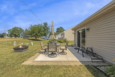 Welcome to this beautifully maintained 3-bedroom, 2-bathroom on Bridgewater Golf Club in Indiana - for sale on GolfHomes.com, golf home, golf lot
