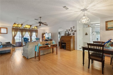 Wow.  A spacious 1500+ square foot POOL home in the lovely golf on Brookridge Country Club in Florida - for sale on GolfHomes.com, golf home, golf lot