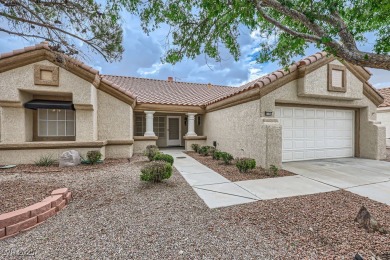 55+ Sun City Summerlin Offers - Single Story on Highland Falls Golf Club in Nevada - for sale on GolfHomes.com, golf home, golf lot